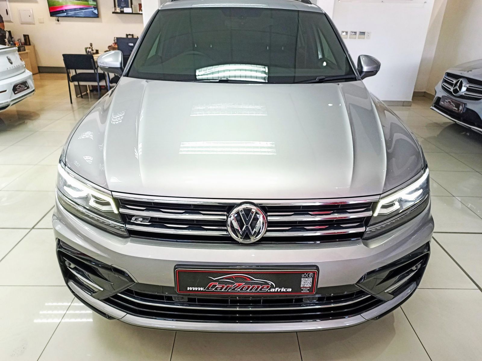 2021 Volkswagen Tiguan photo 4
