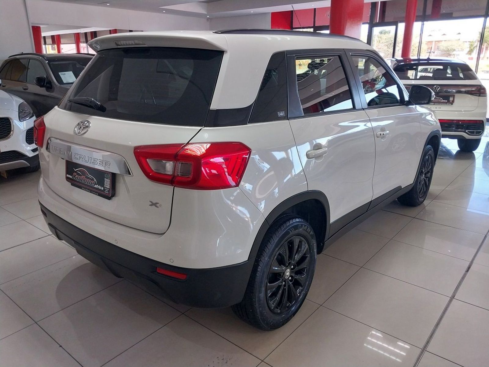 2022 Toyota Urban Cruiser photo 3