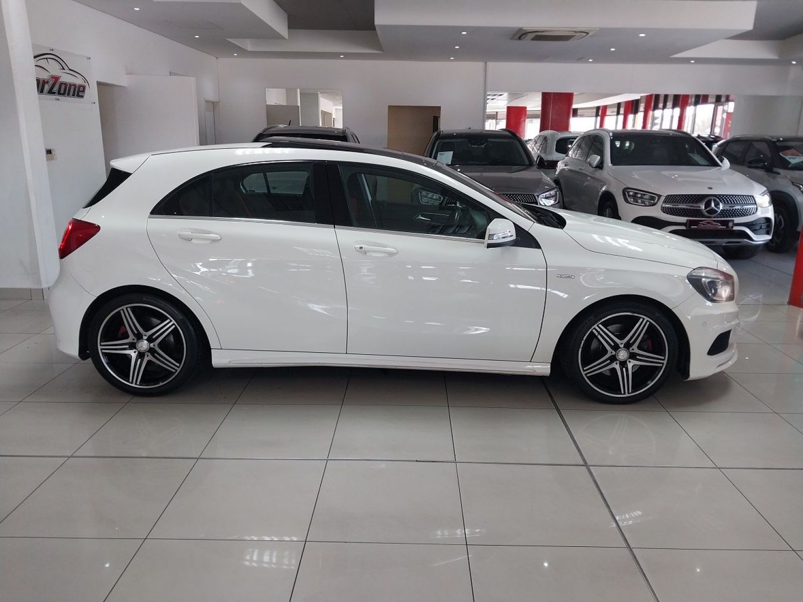 2014 Mercedes-Benz A Class photo 2