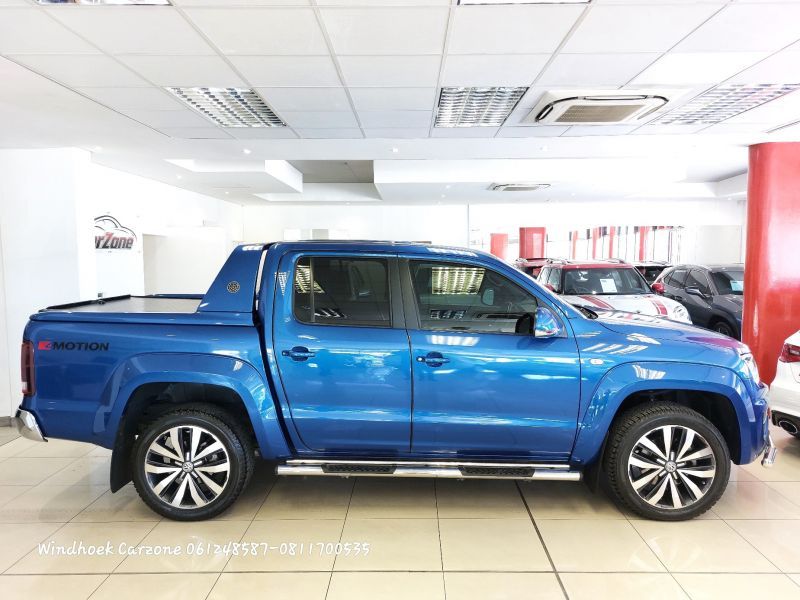 2020 Volkswagen Amarok photo 2