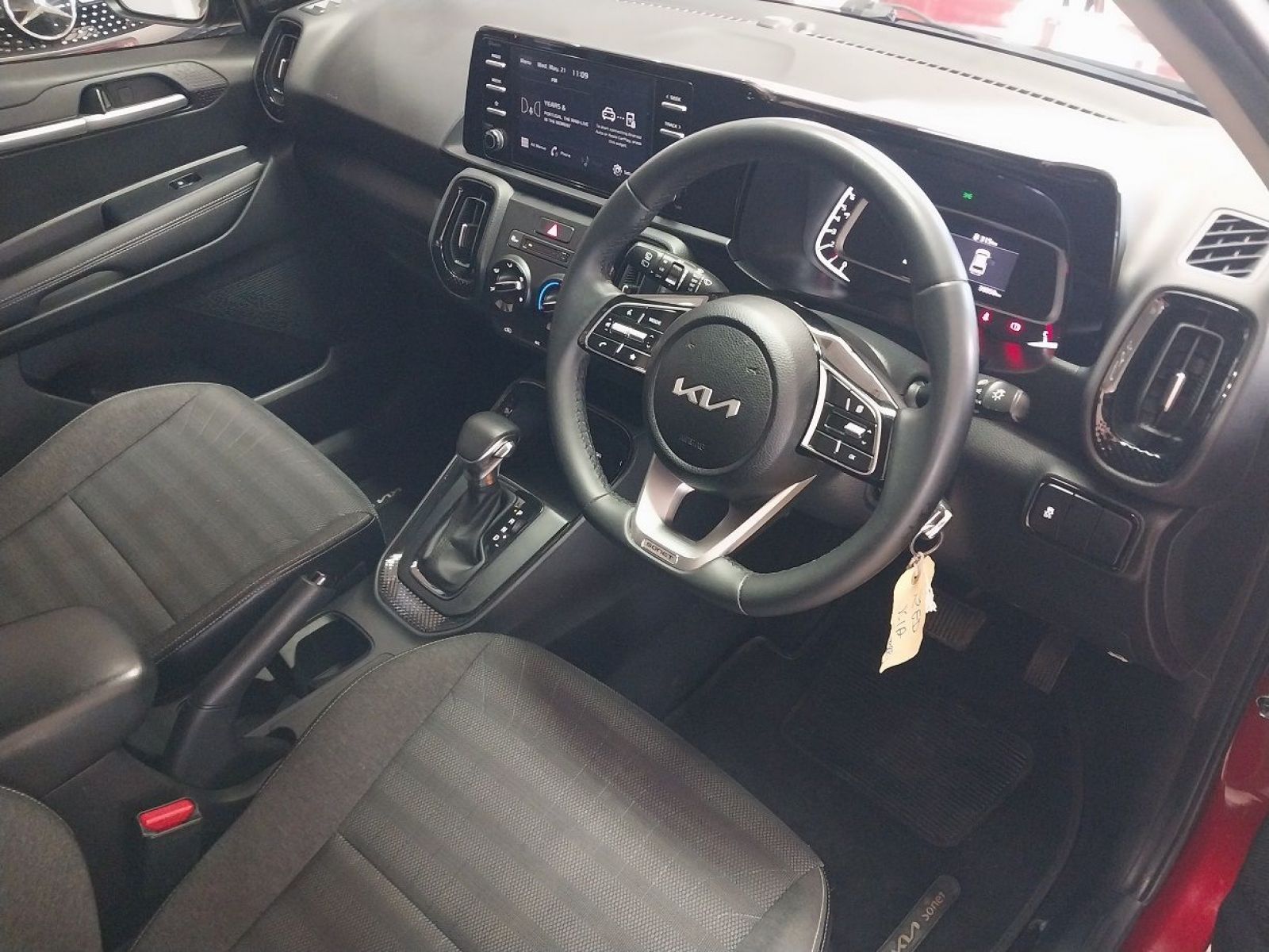 2022 Kia Sonet photo 6