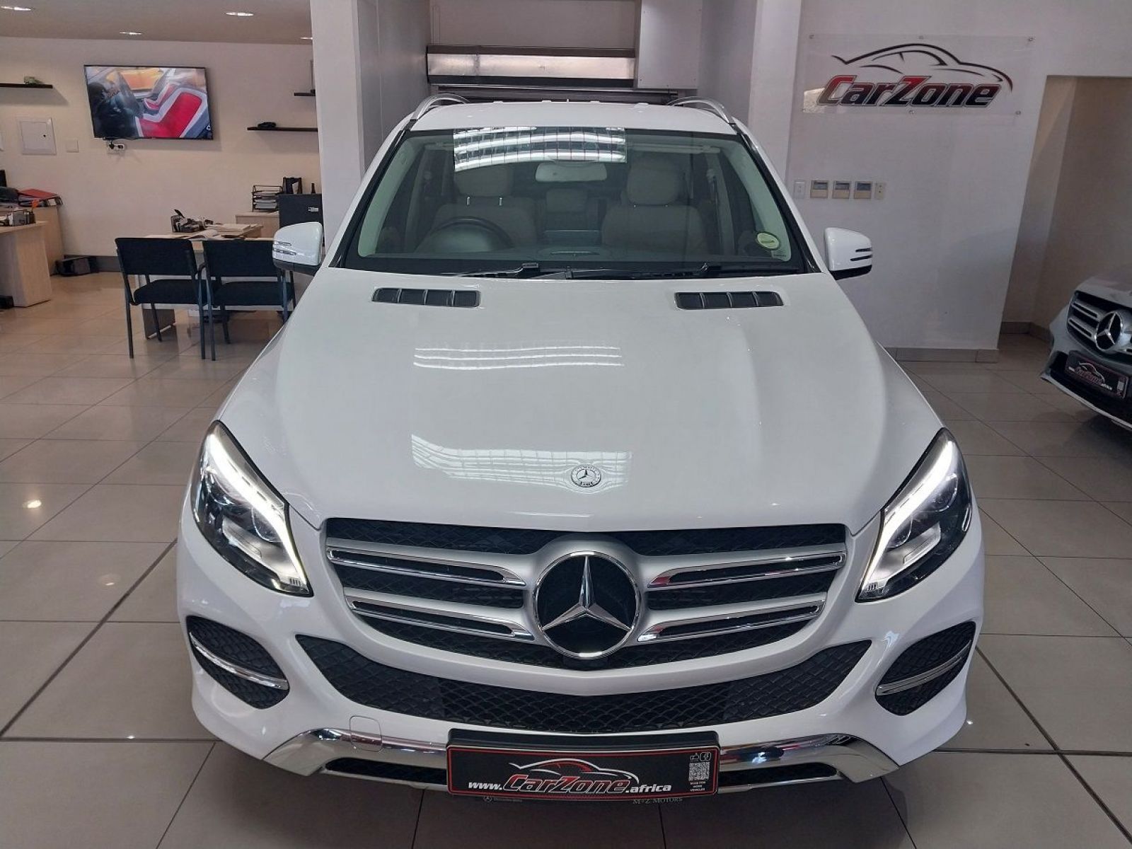 2016 Mercedes-Benz GLE photo 4