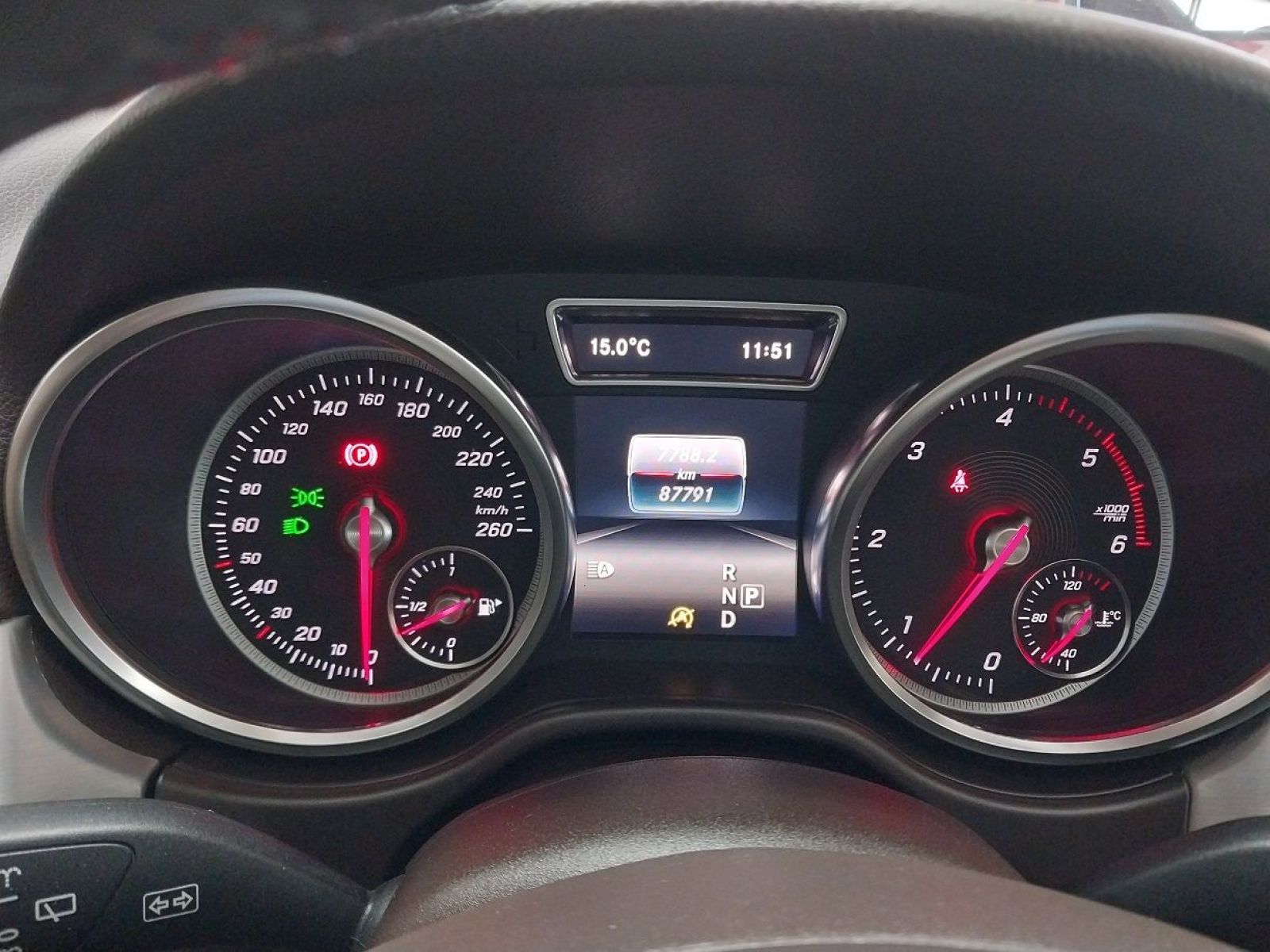 2016 Mercedes-Benz GLE photo 5