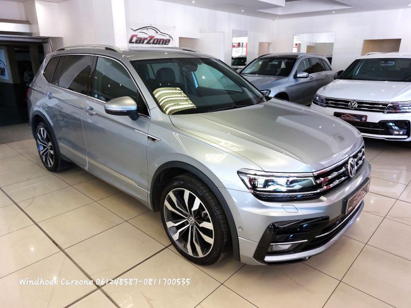 2020 Volkswagen Tiguan photo 1