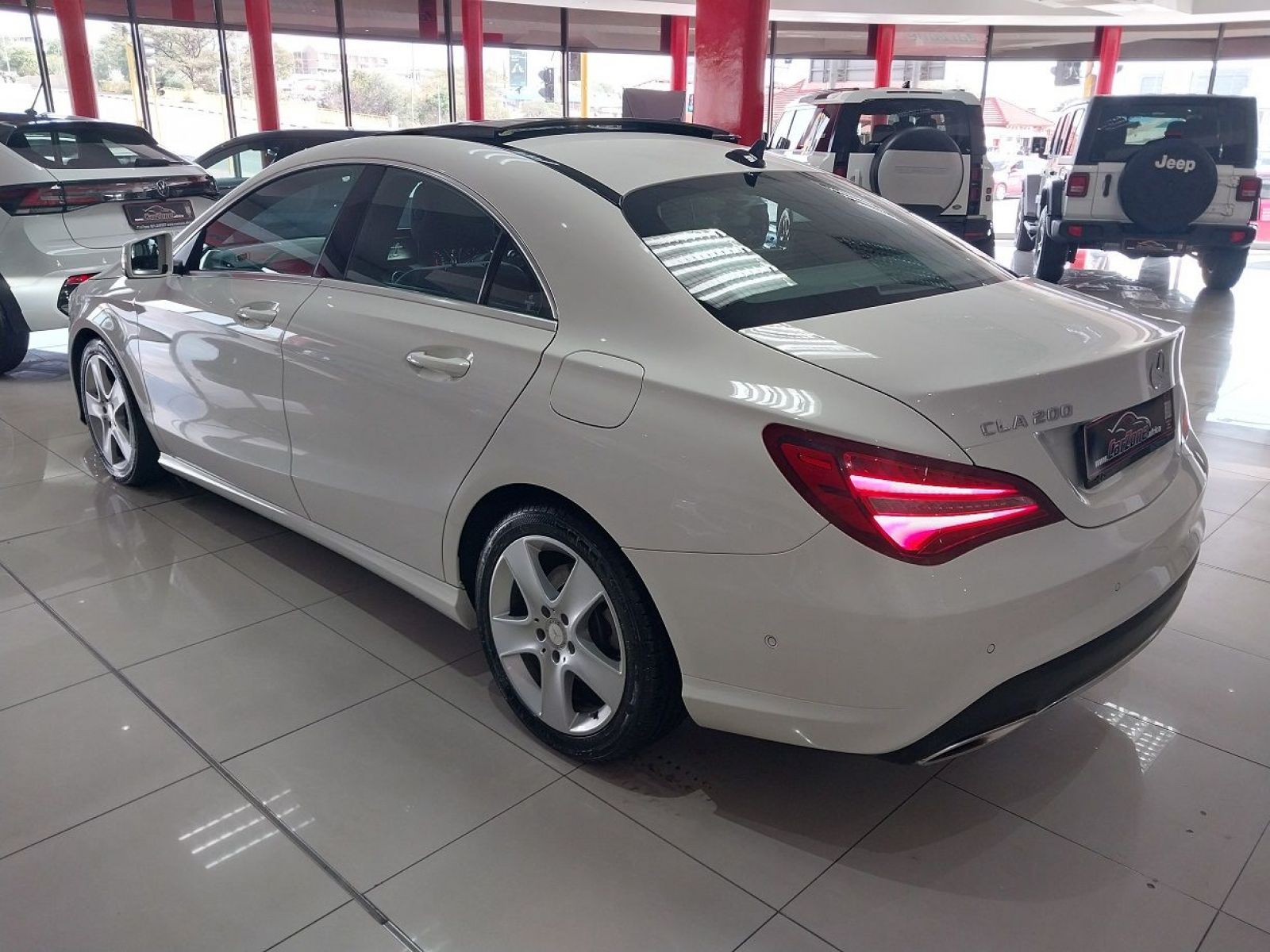 2017 Mercedes-Benz CLA Class photo 10