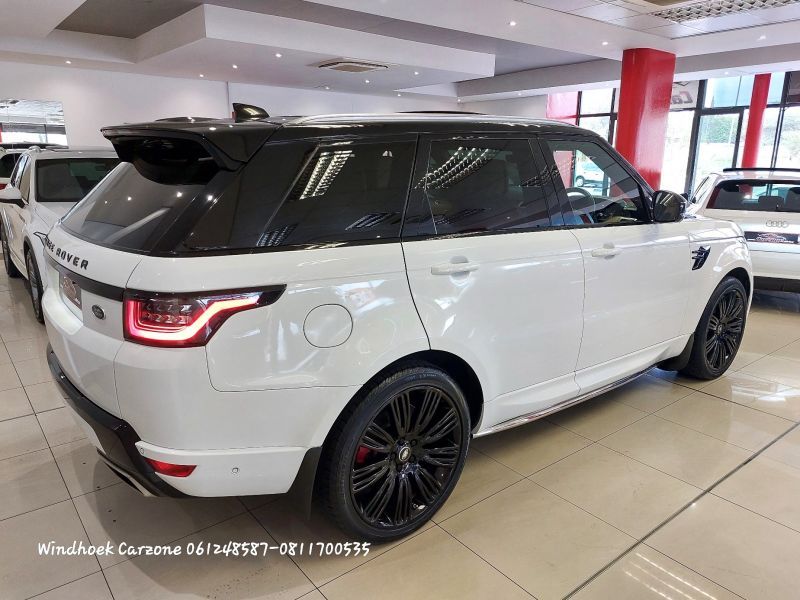 2019 Land Rover Range Rover photo 3