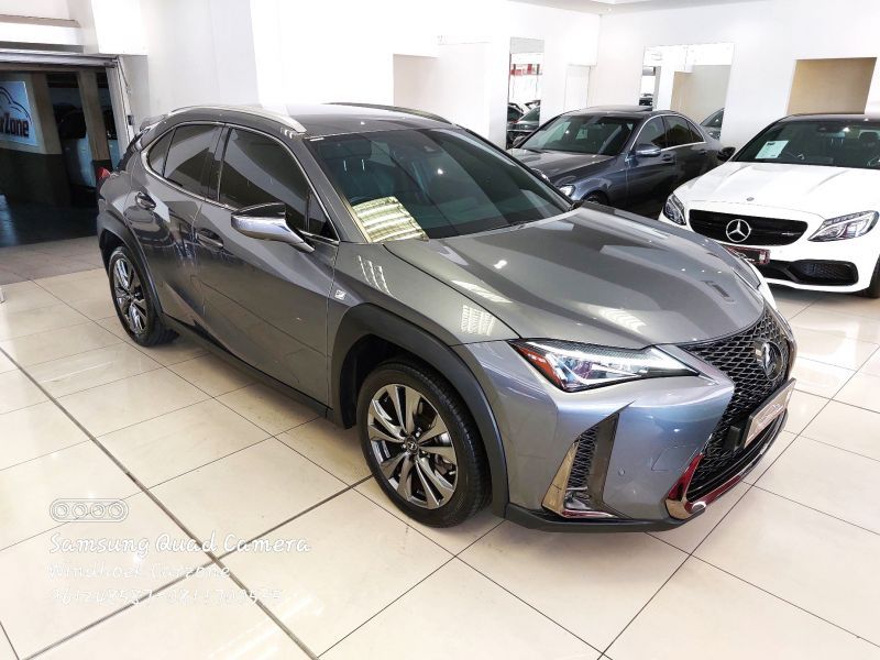 2020 Lexus UX photo 1