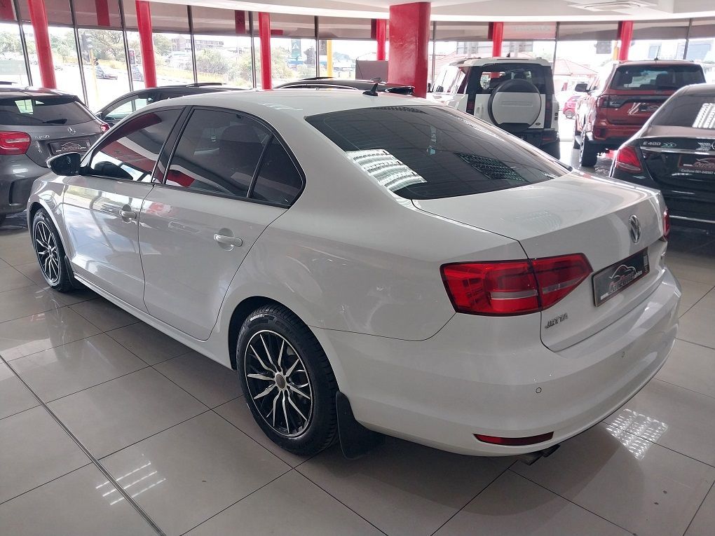 2015 Volkswagen Jetta photo 10