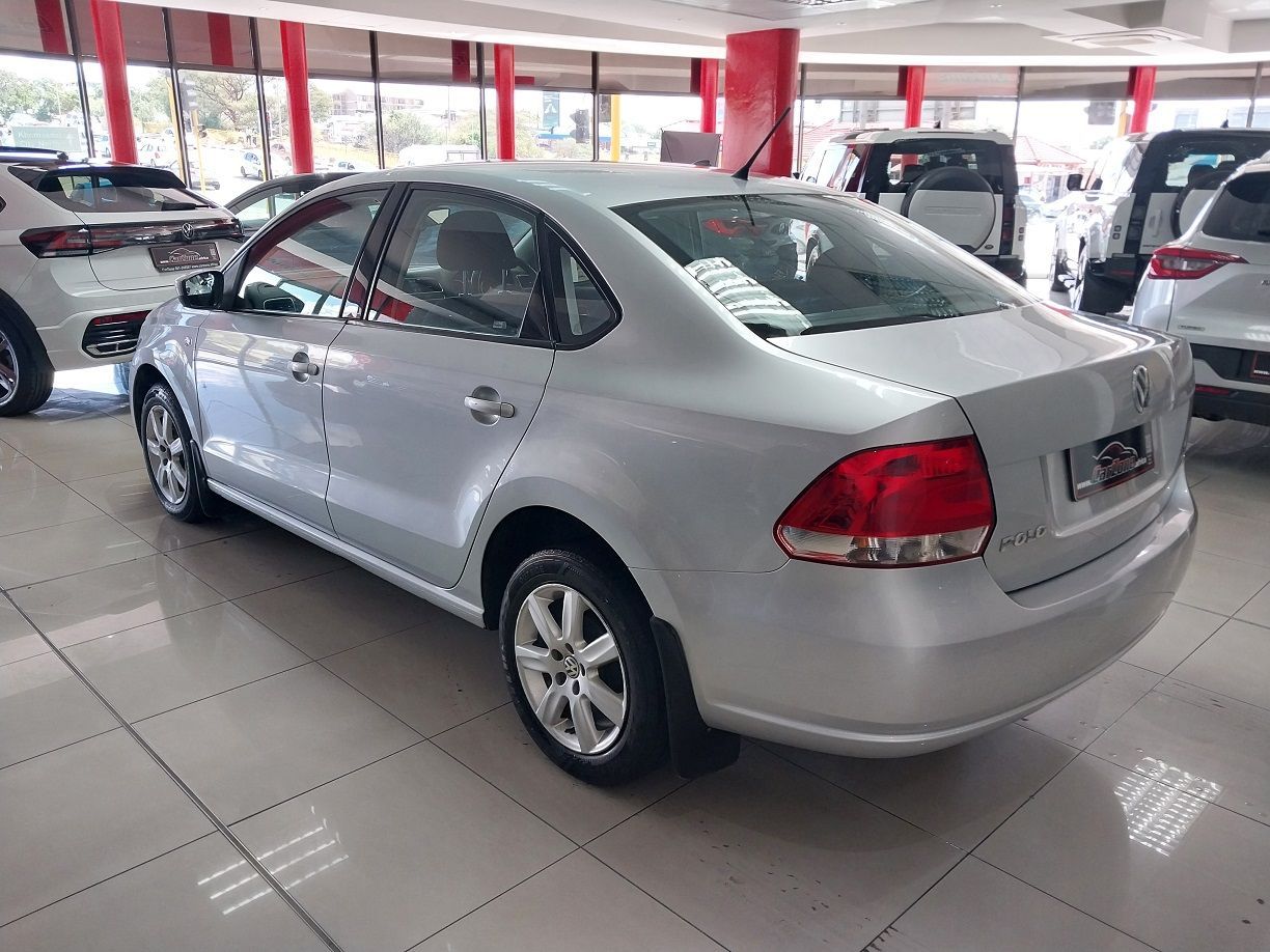 2013 Volkswagen Polo photo 10