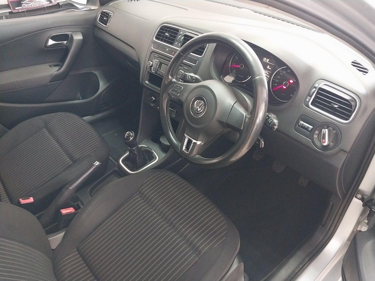 2013 Volkswagen Polo photo 6