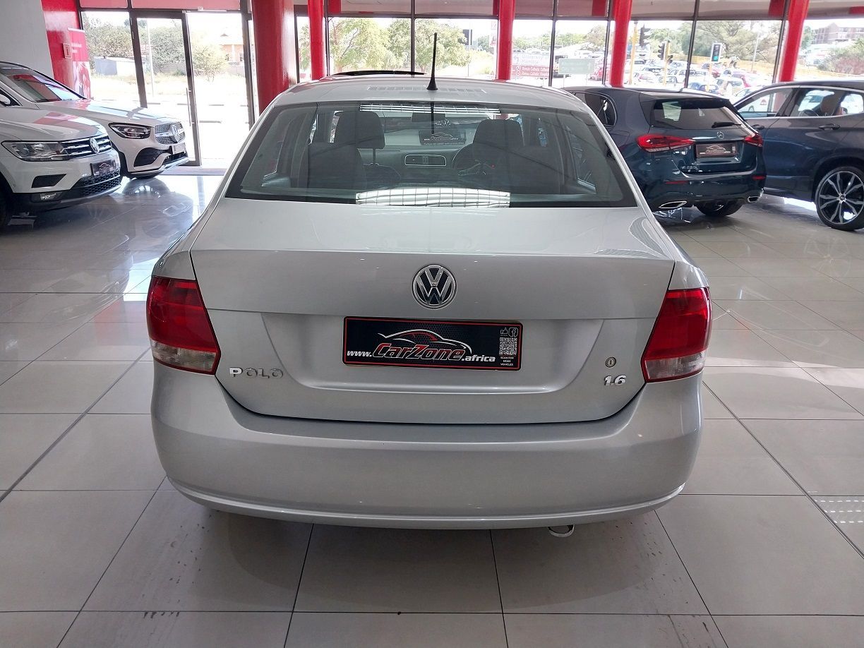 2013 Volkswagen Polo photo 8
