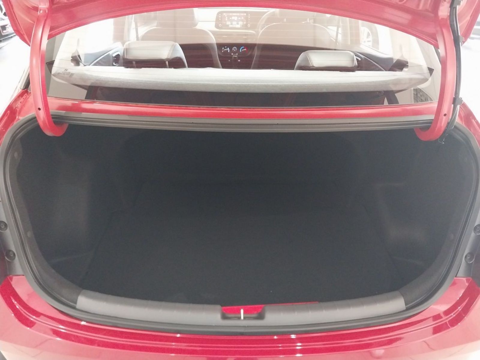 2025 Hyundai i10 photo 9