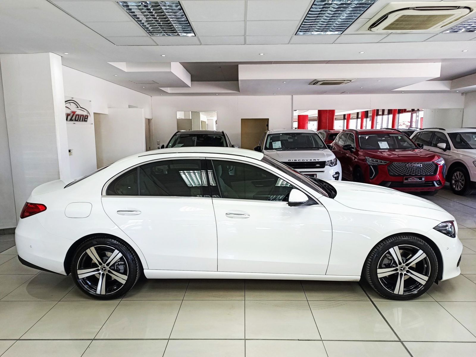 2024 Mercedes-Benz C Class photo 2