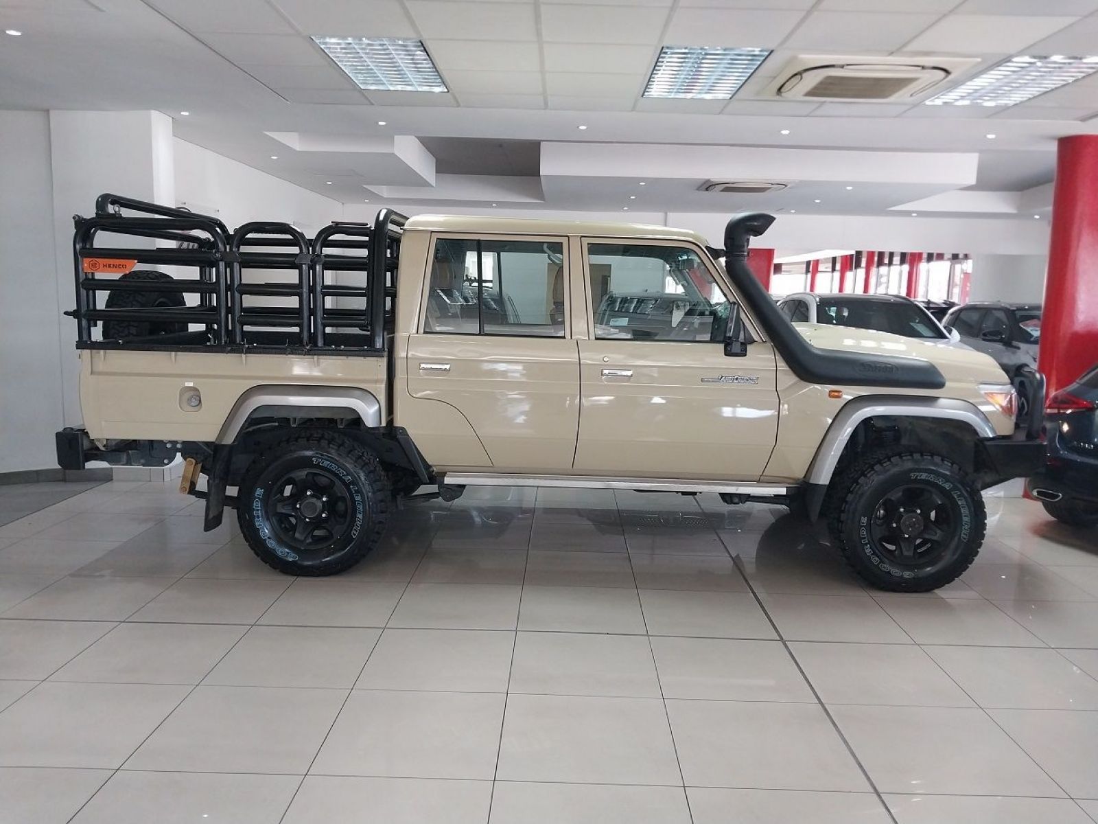 2022 Toyota Land Cruiser photo 2