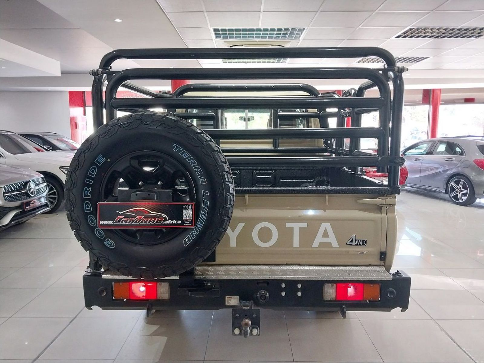 2022 Toyota Land Cruiser photo 8