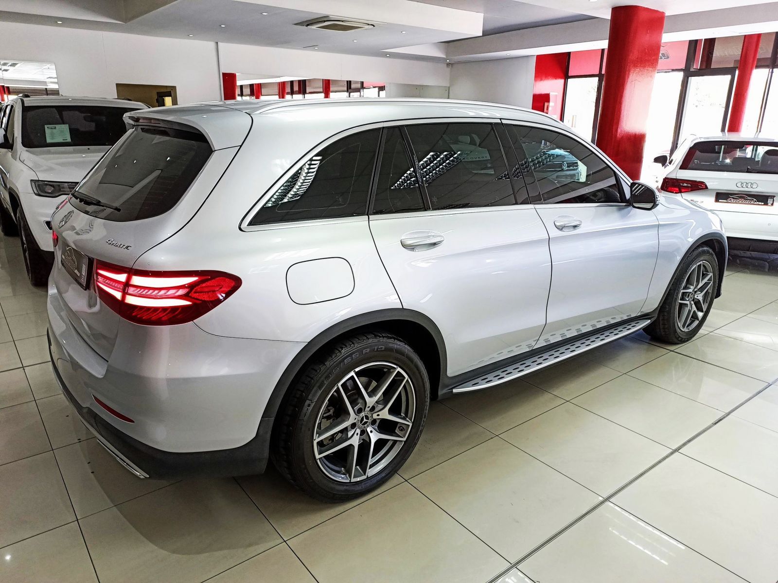 2018 Mercedes-Benz GLC photo 3