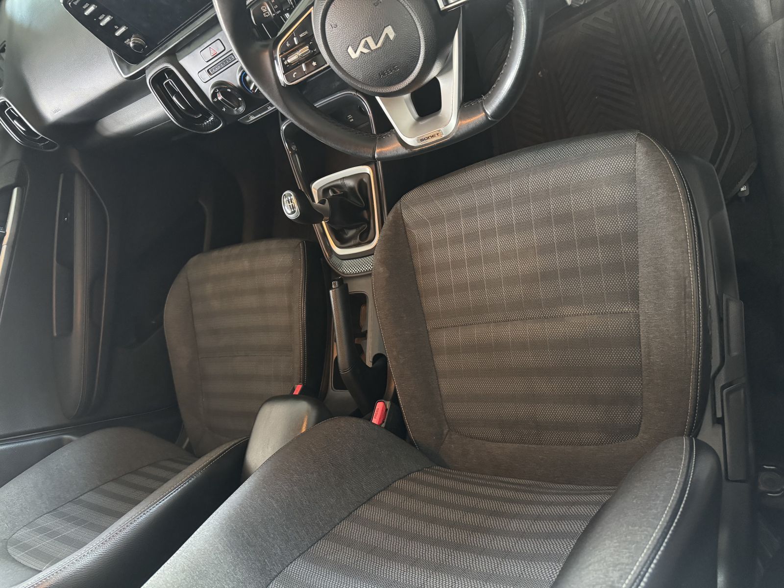 2022 Kia Sonet photo 8