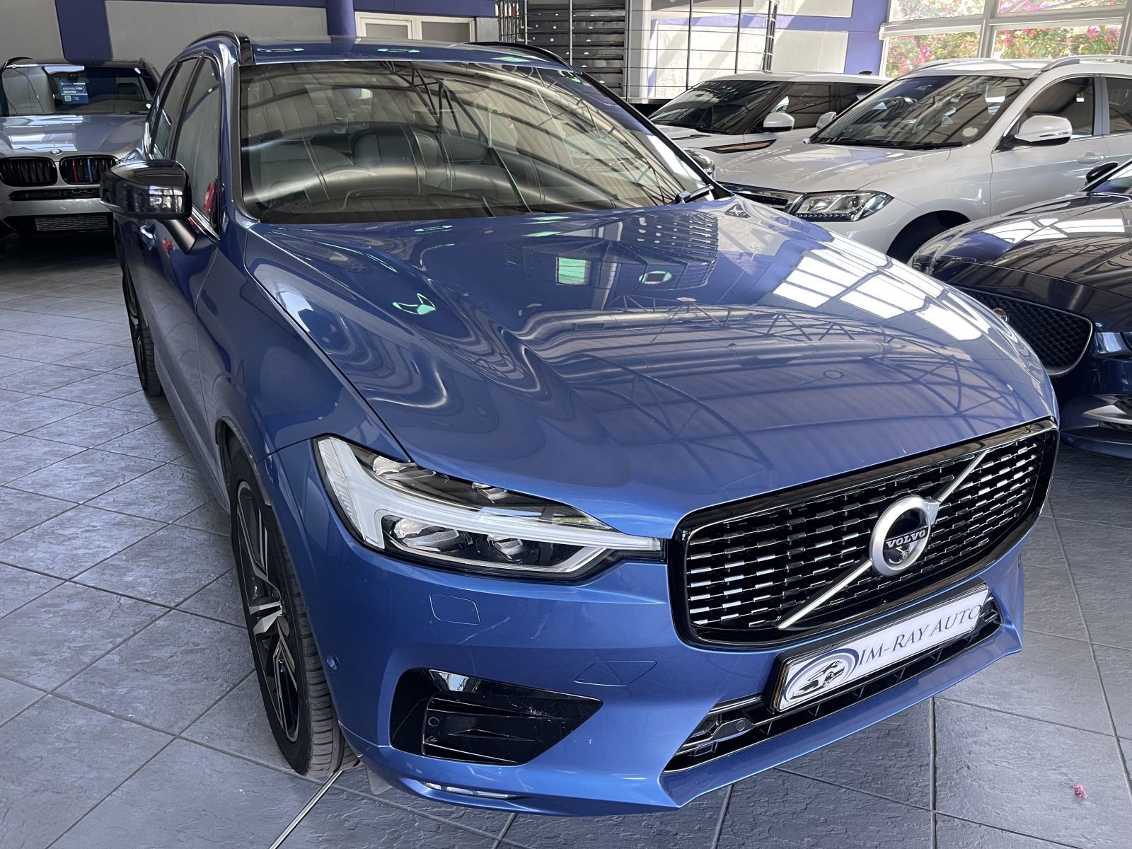 2021 Volvo XC60 photo 1