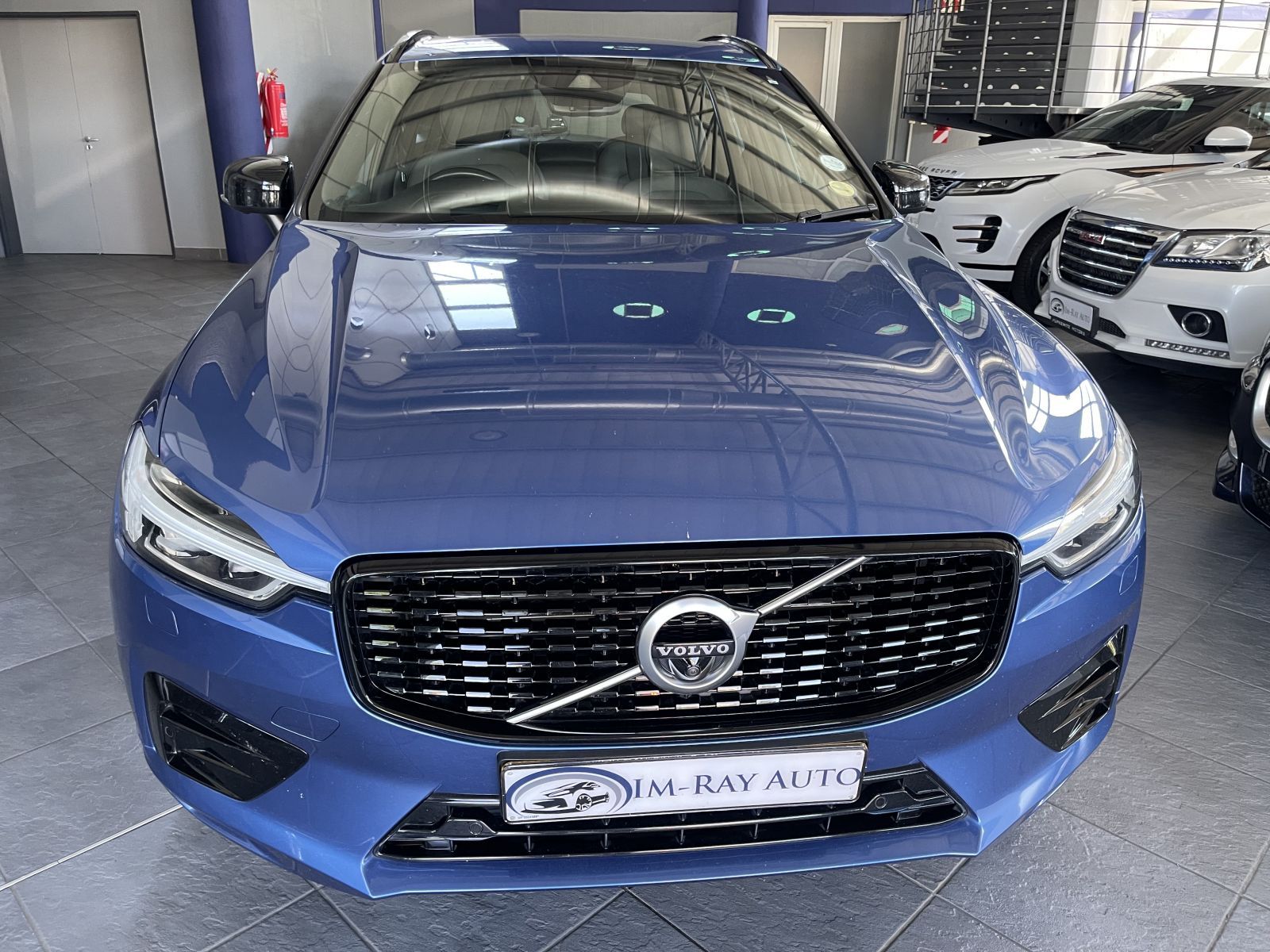 2021 Volvo XC60 photo 2