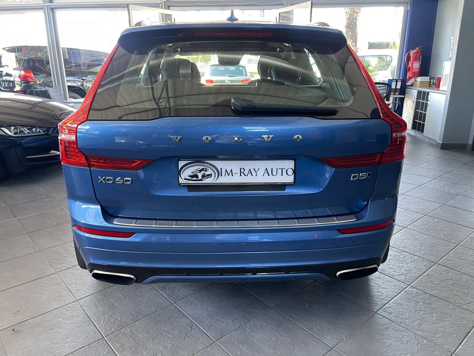2021 Volvo XC60 photo 5