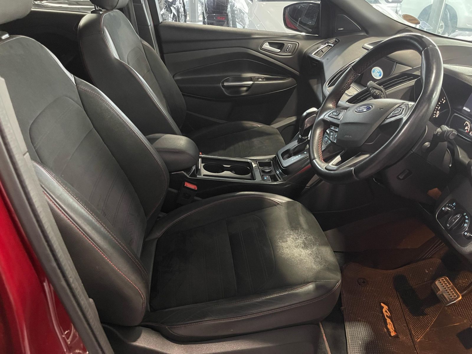 2020 Ford Kuga photo 9