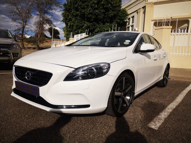 2013 Volvo V40 photo 3