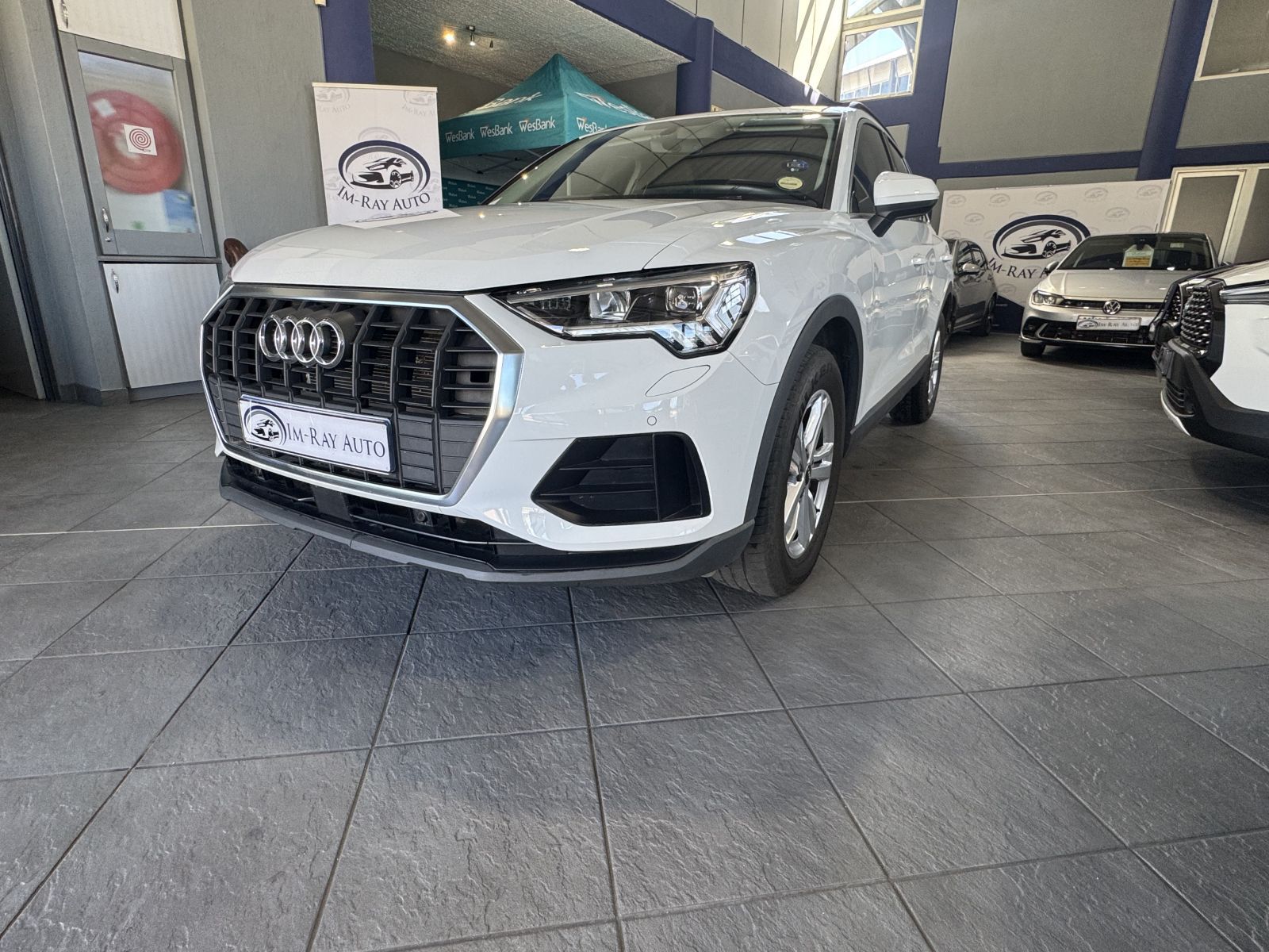 2022 Audi Q3 photo 3