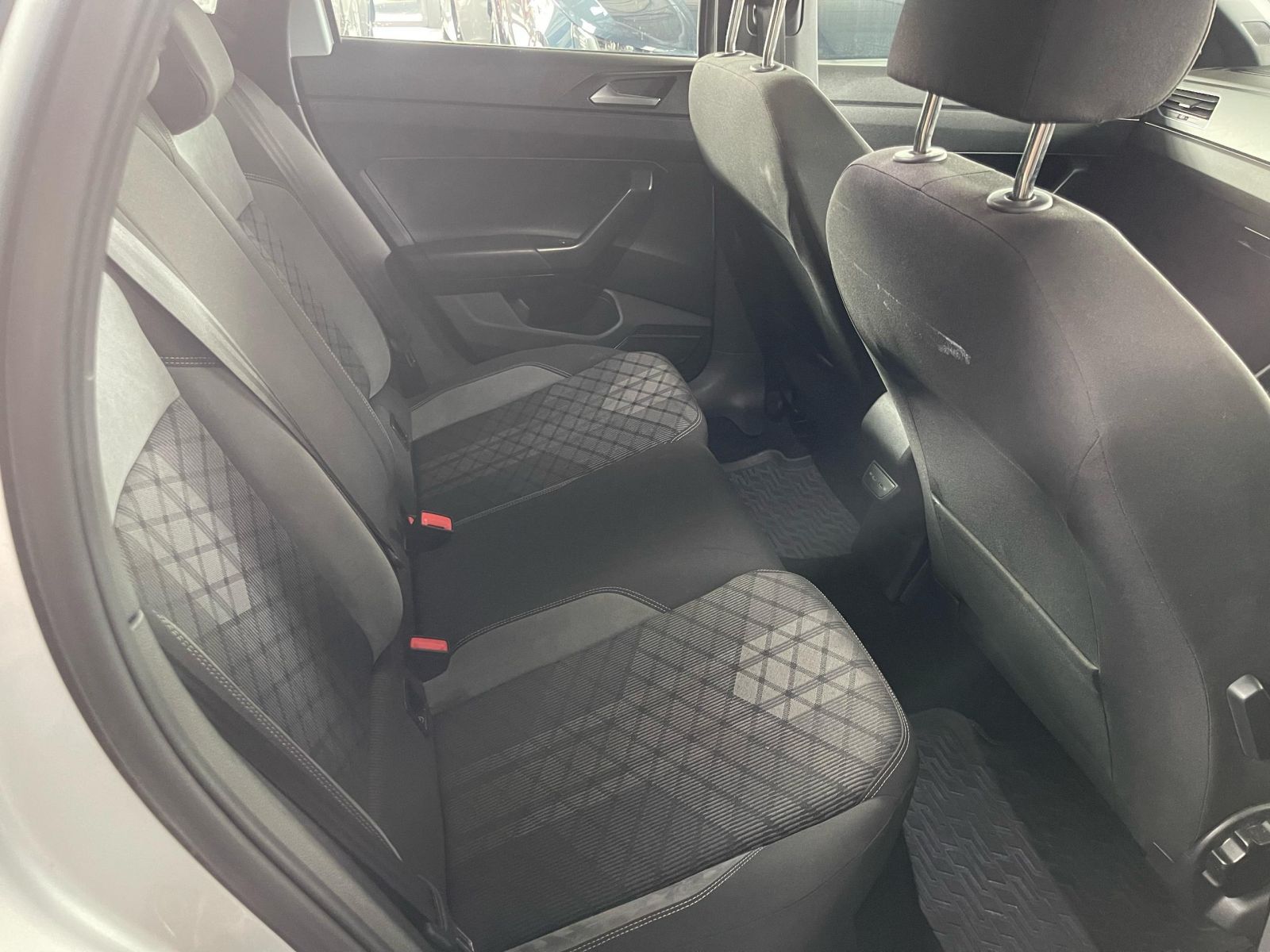 2022 Volkswagen Polo photo 10