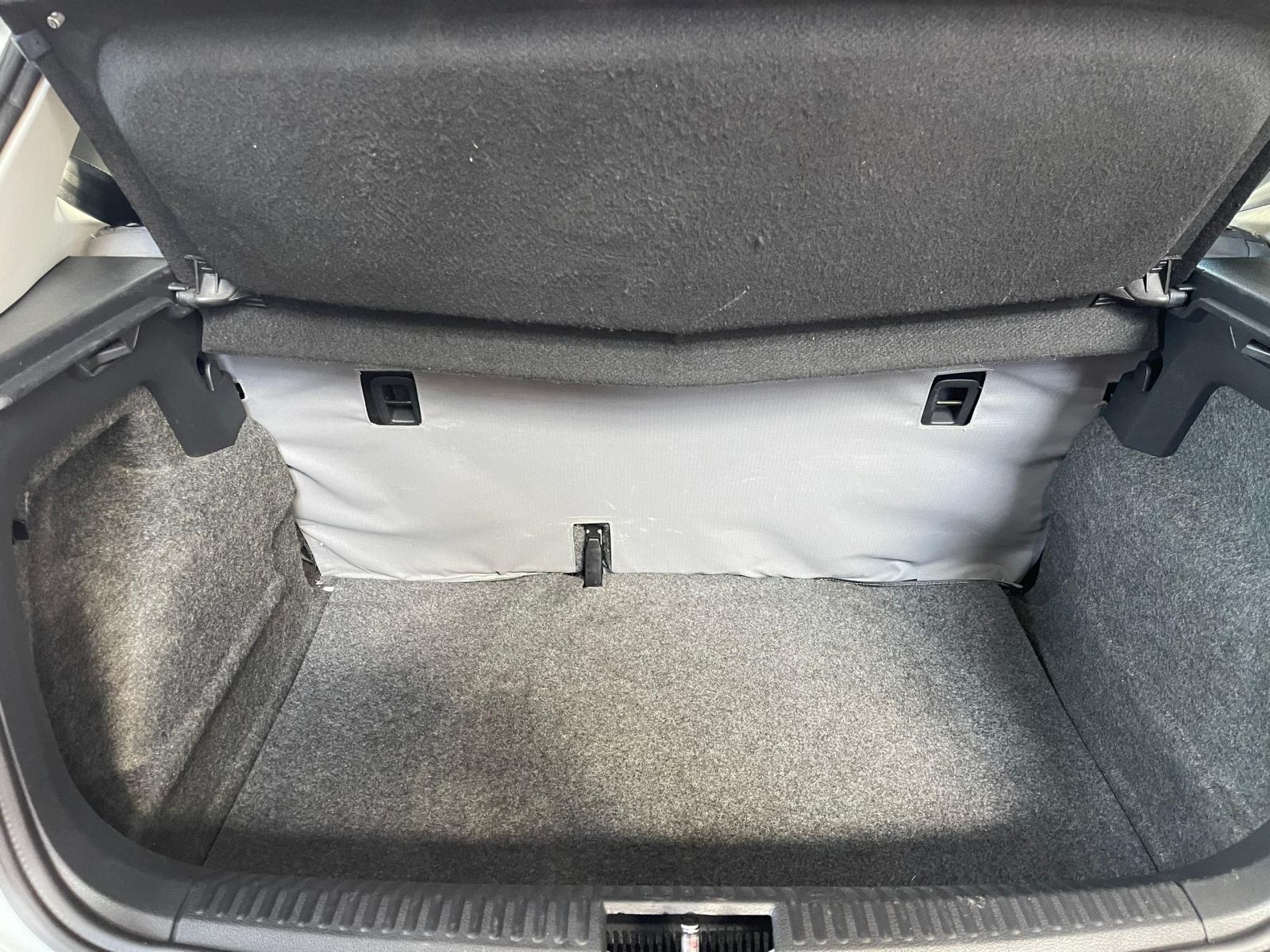 2023 Volkswagen Polo Vivo photo 11