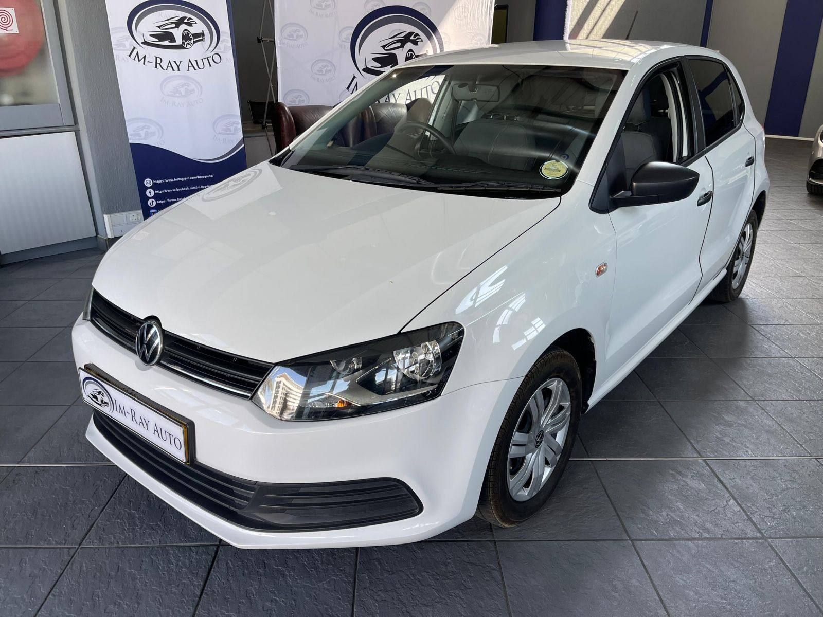 2023 Volkswagen Polo Vivo photo 3