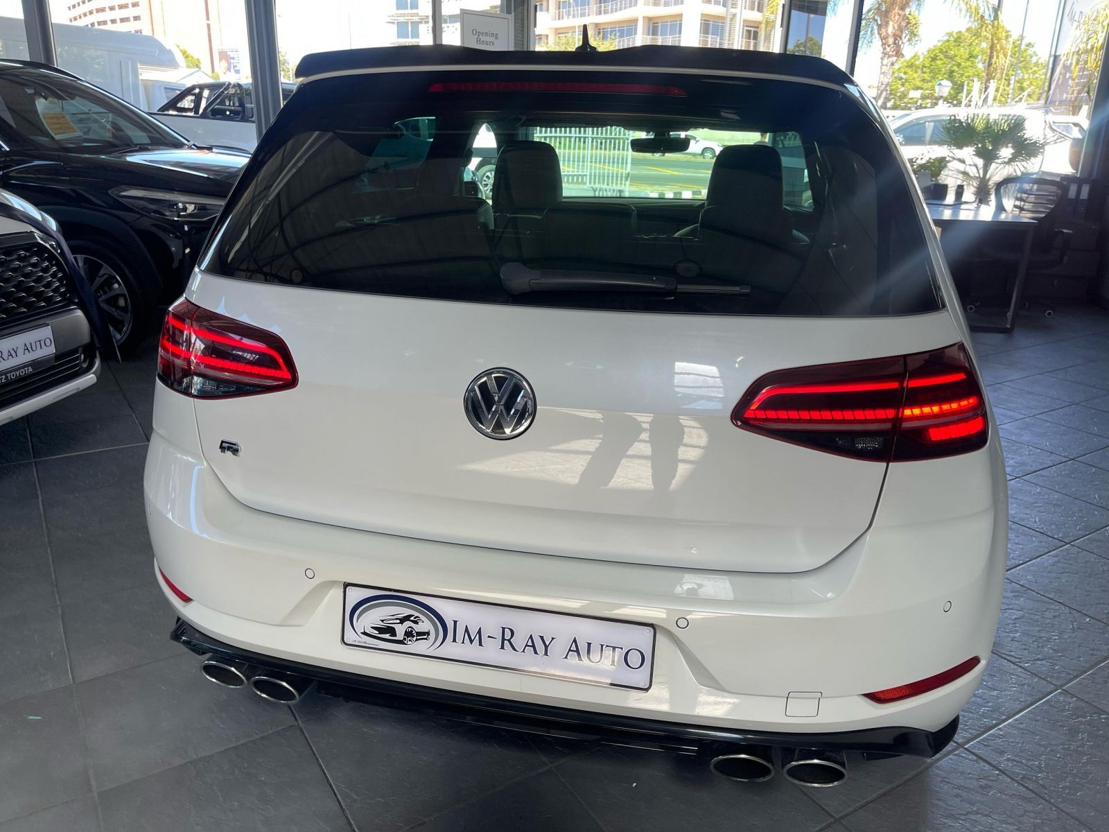 2018 Volkswagen Golf photo 5