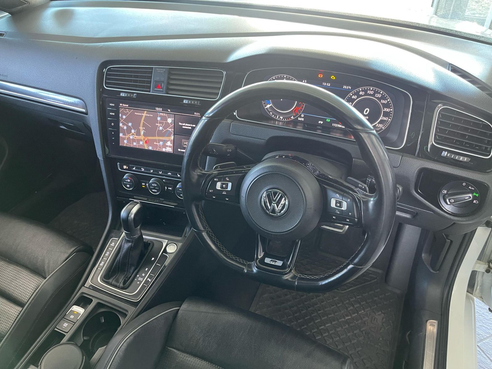 2018 Volkswagen Golf photo 8
