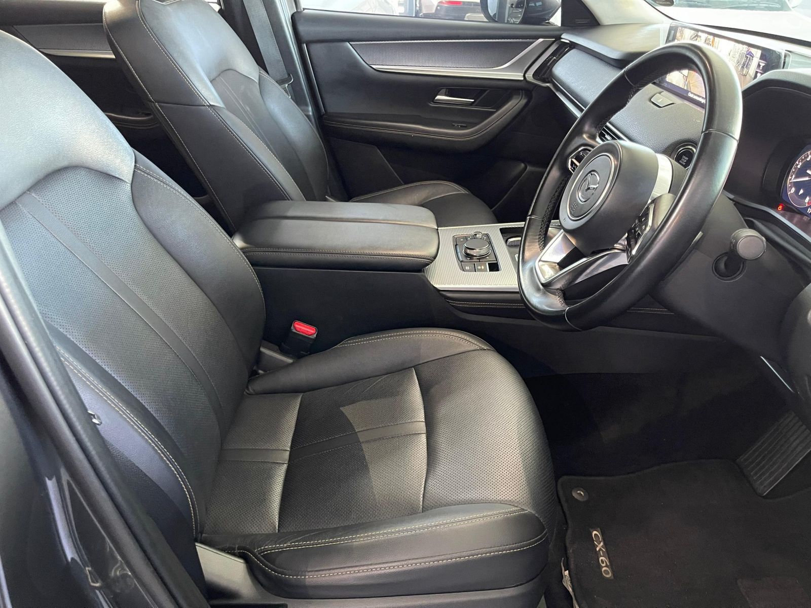 2023 Mazda CX-60 photo 9