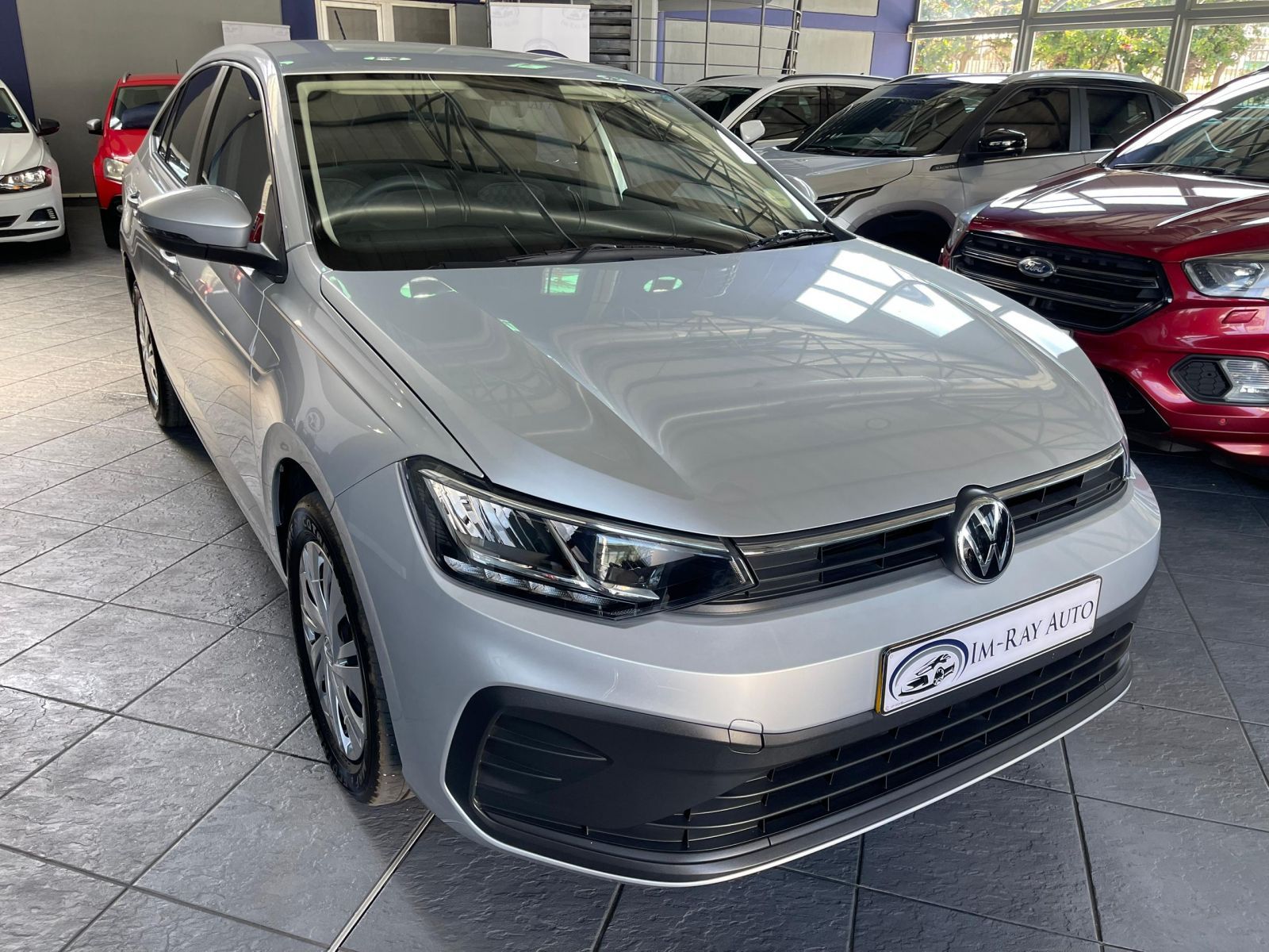 2025 Volkswagen Polo photo 1