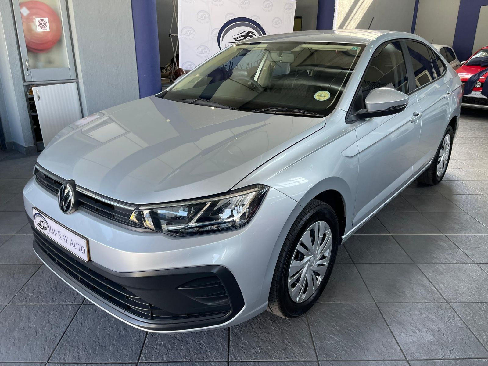 2025 Volkswagen Polo photo 3