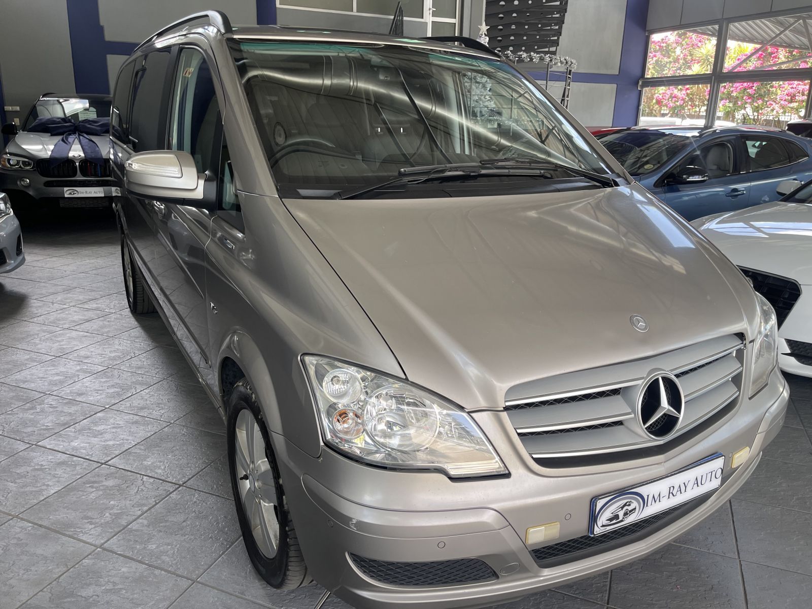 2013 Mercedes-Benz Viano photo 1
