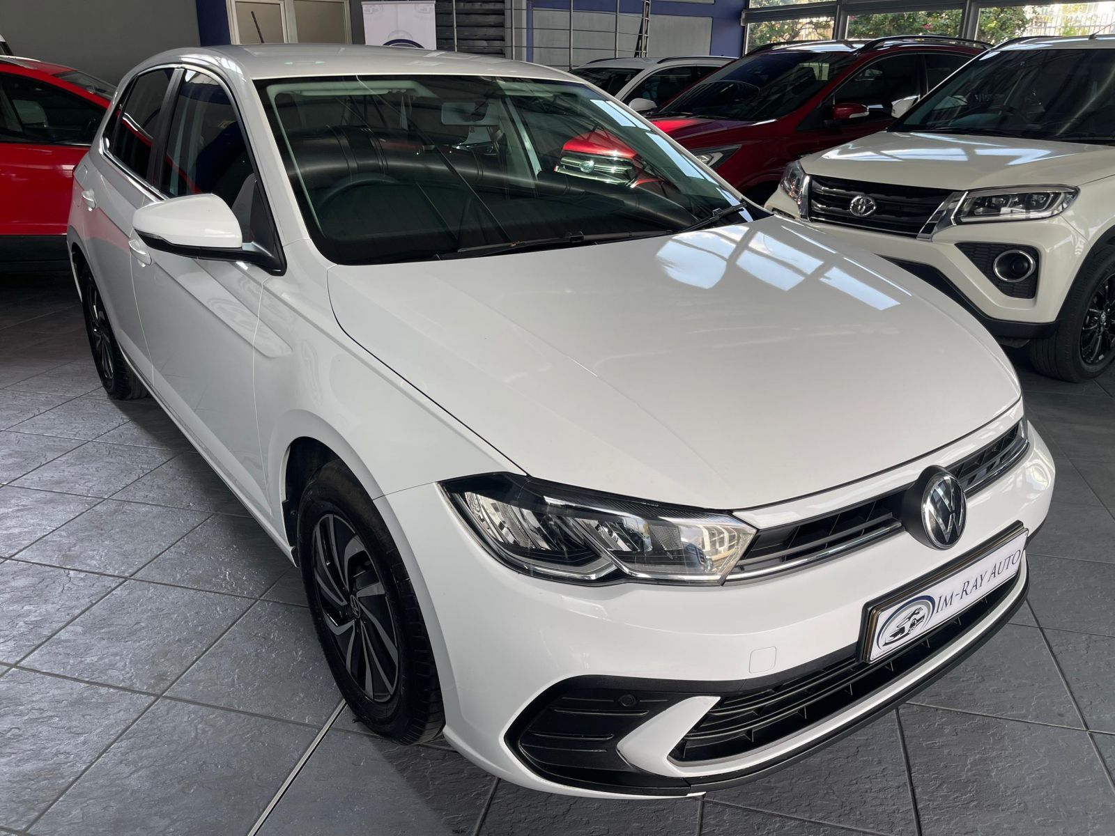 2022 Volkswagen Polo photo 1