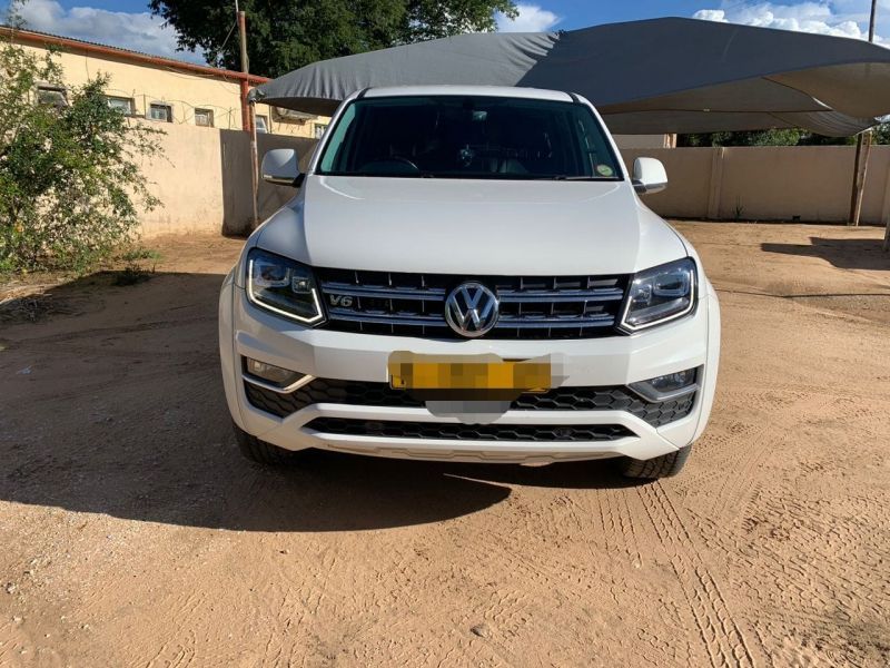 2019 Volkswagen Amarok photo 2