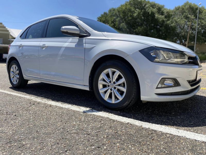 2018 Volkswagen Polo photo 1