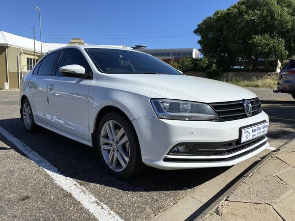 2016 Volkswagen Jetta photo 1
