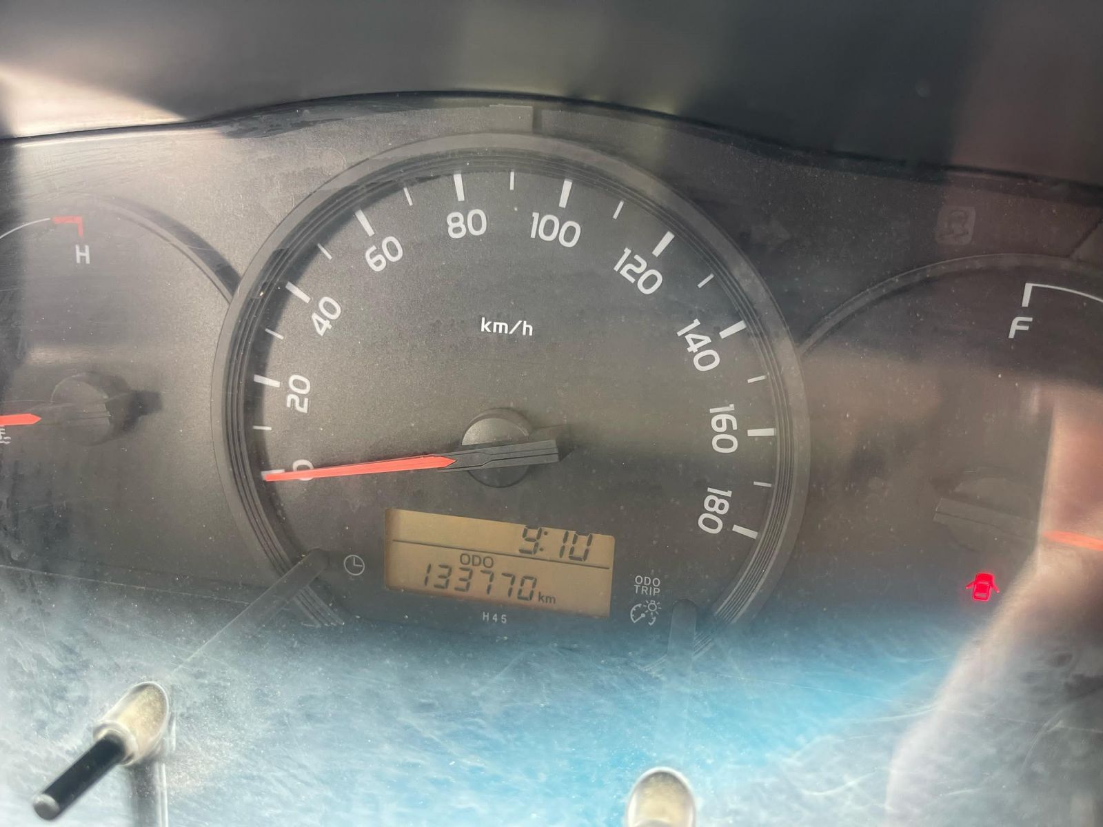 2022 Toyota HiAce photo 7