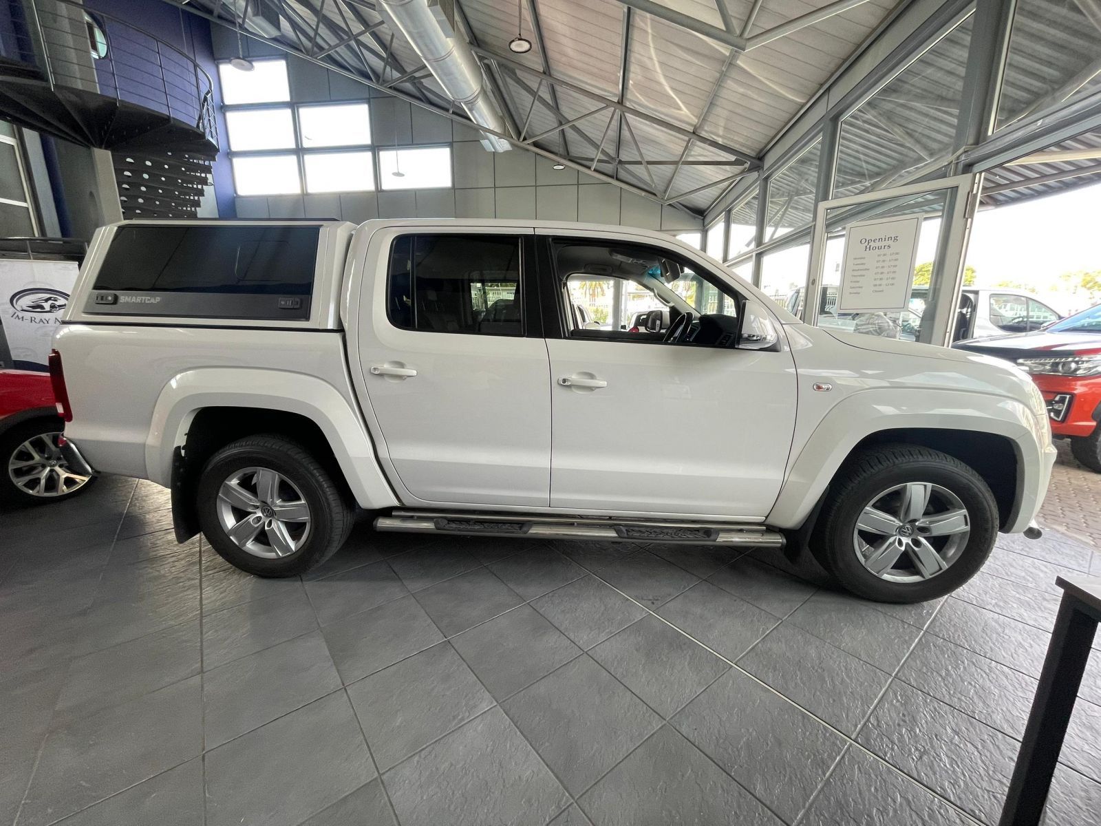 2022 Volkswagen Amarok photo 1