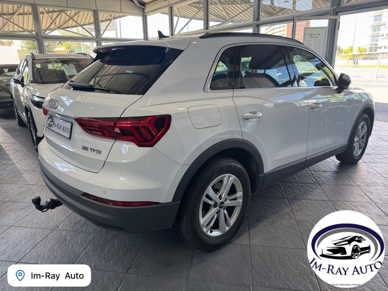 2022 Audi Q3 photo 4