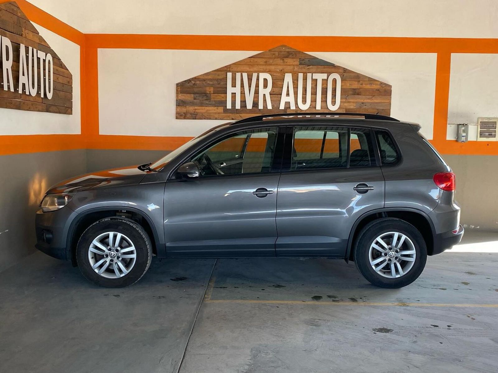 2014 Volkswagen Tiguan photo 3
