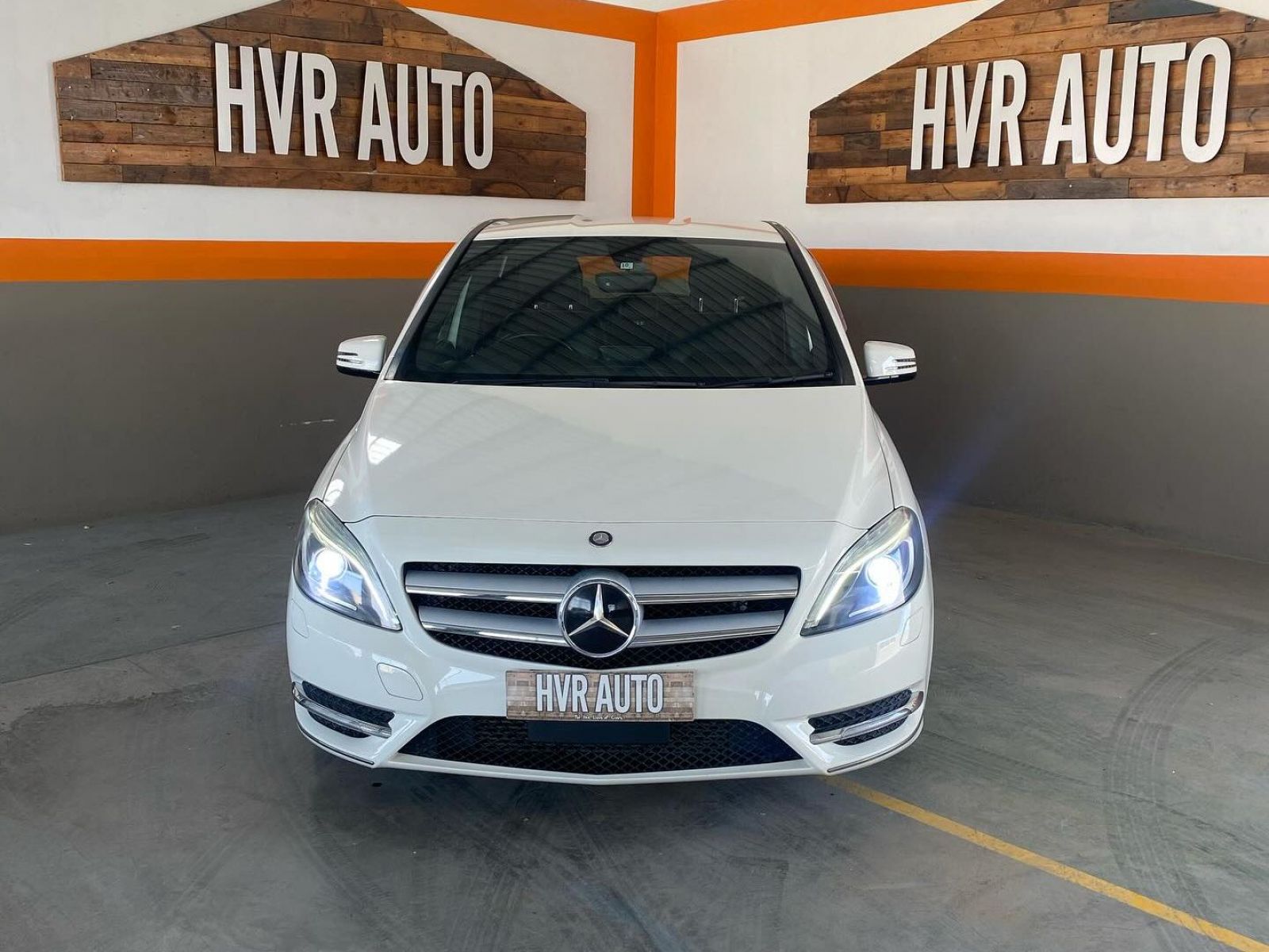 2012 Mercedes-Benz B Class photo 1