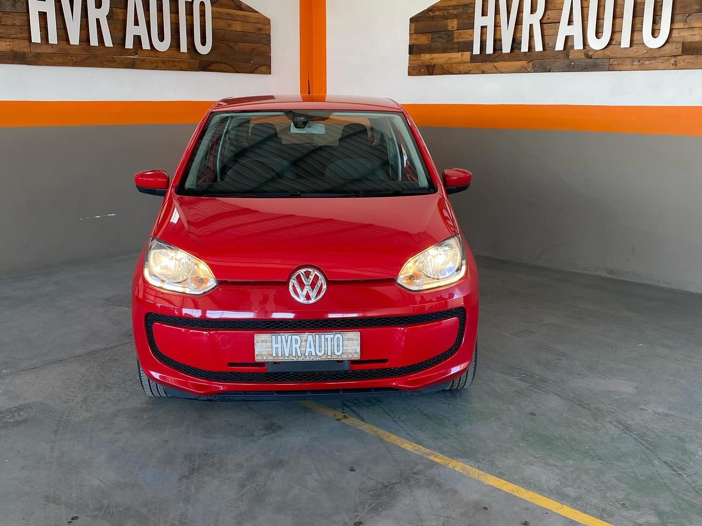 2013 Volkswagen Up photo 1