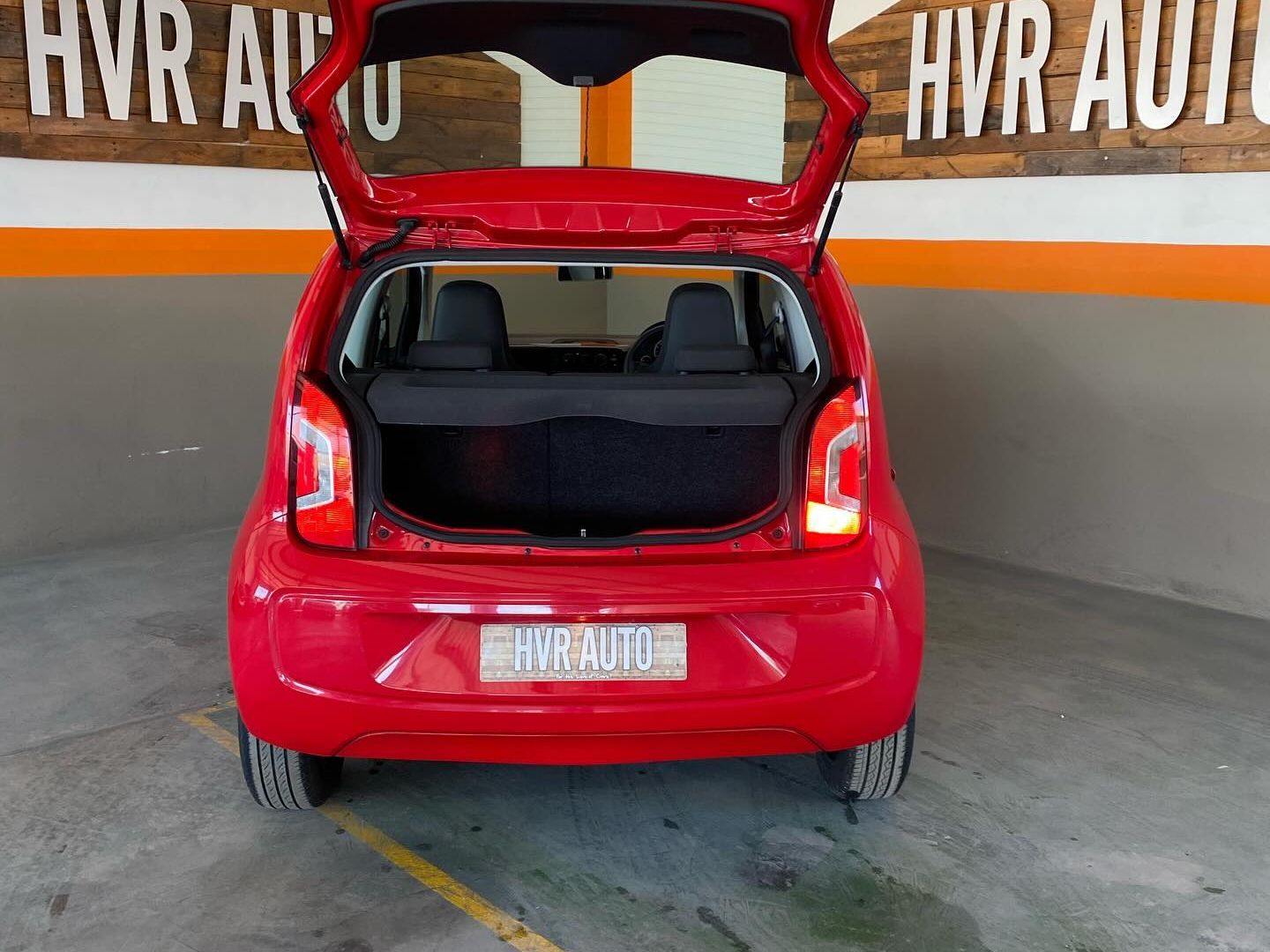 2013 Volkswagen Up photo 6