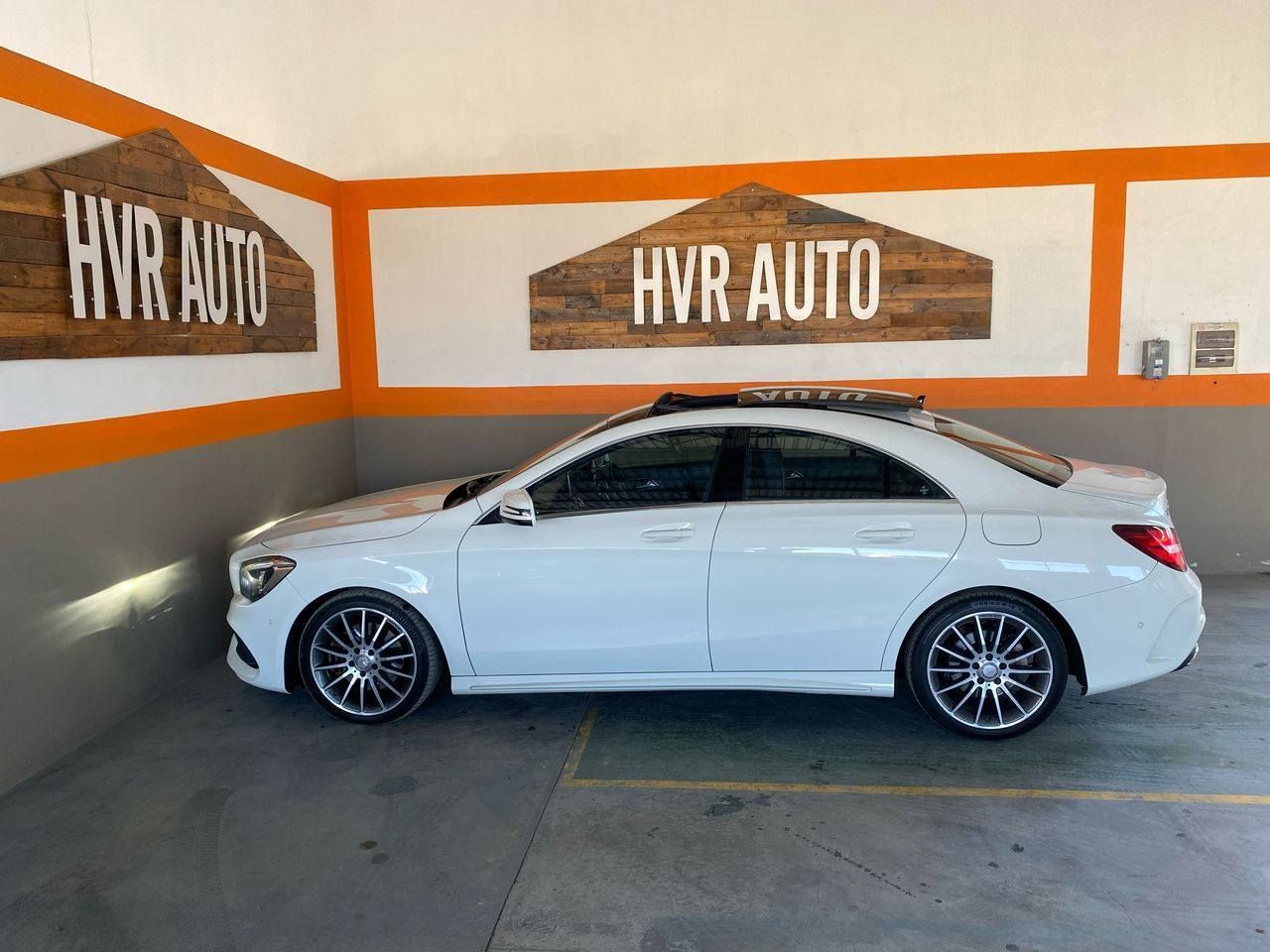 2016 Mercedes-Benz CLA Class photo 2