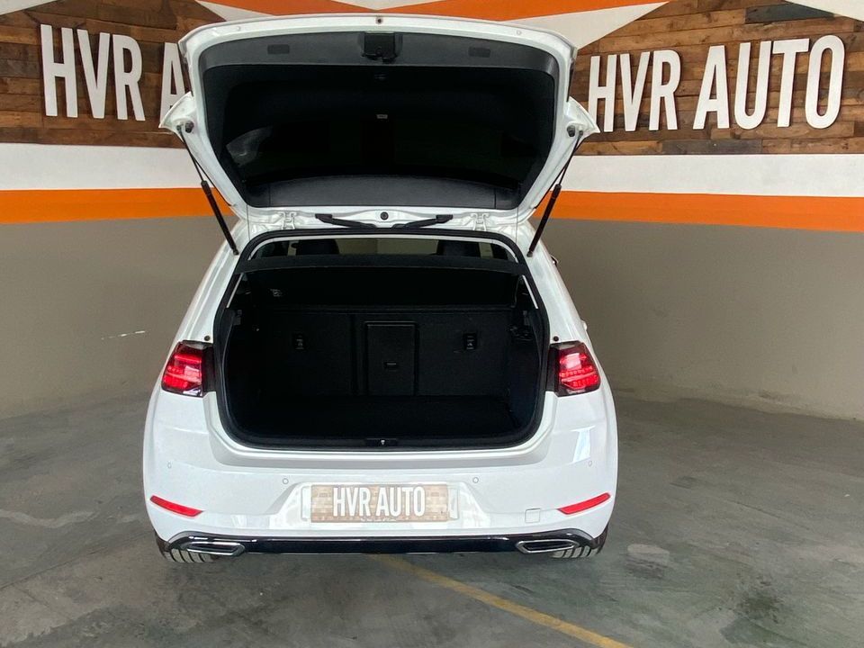 2018 Volkswagen Golf photo 8