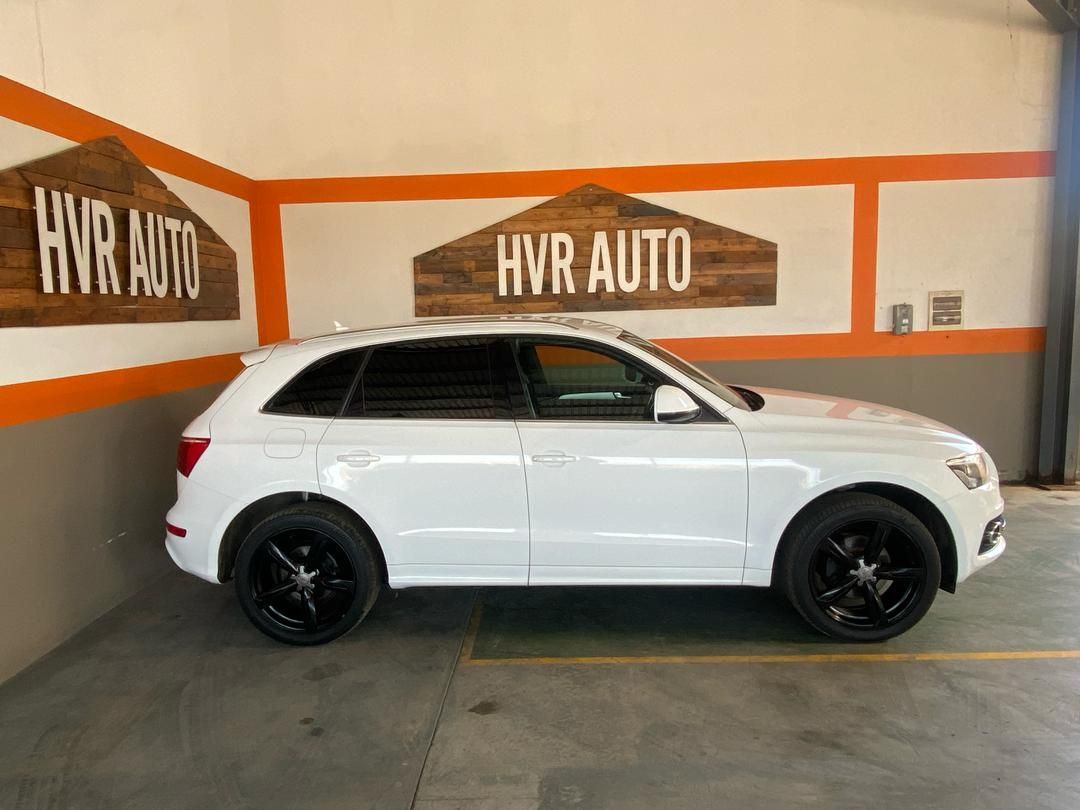 2010 Audi Q5 photo 2